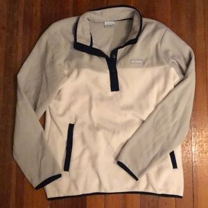 Columbia Tops - Half bottom up Columbia sweatshirt Columbia Tops - Half bottom up Columbia sweatshirt
